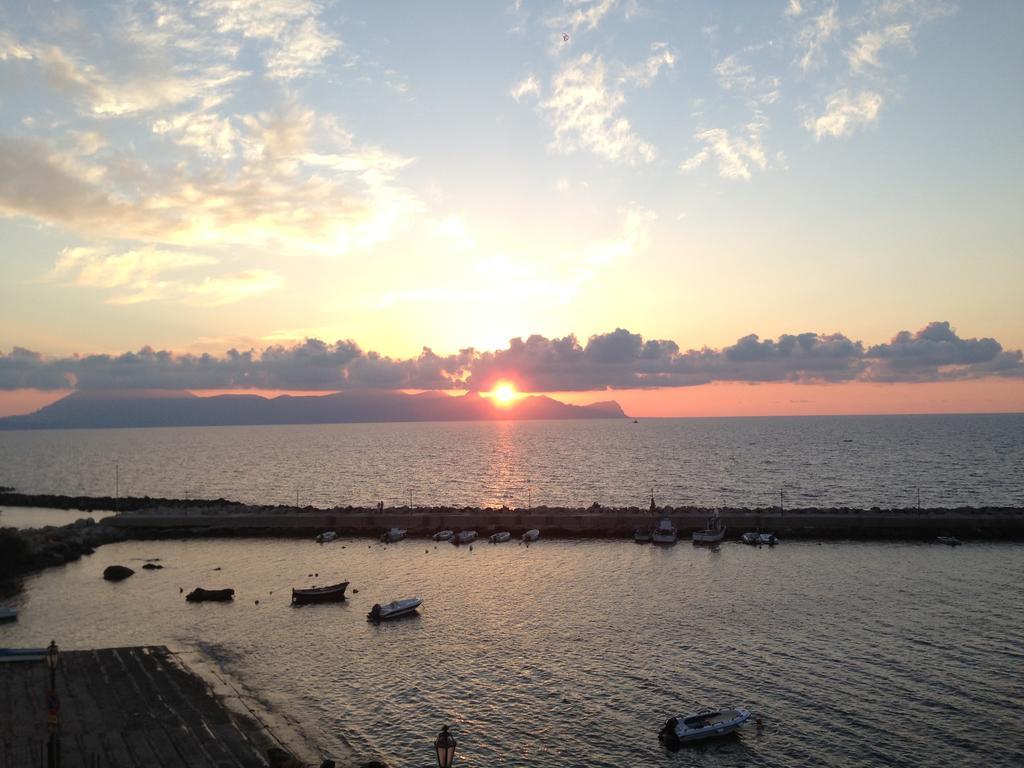 Casa Vacanze Marco Polo Vista Mare Trappeto  Bilik gambar